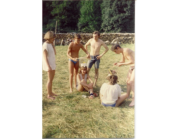 Ifj�s�gi �kol�giai t�bor a 70-80-as �vekben